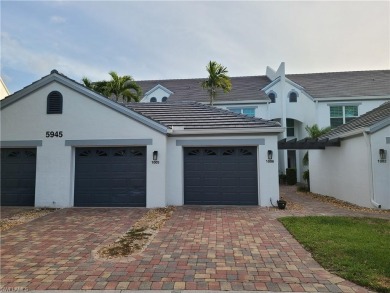 Lake Condo For Sale in Naples, Florida