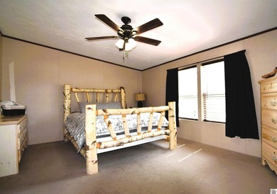 Welcome to this Kentucky Lake Home where quality meets space - photo 11