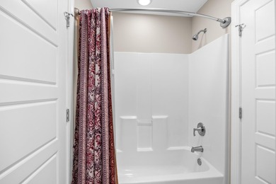 Beautifully updated Garden City beach home offering modern - photo 30
