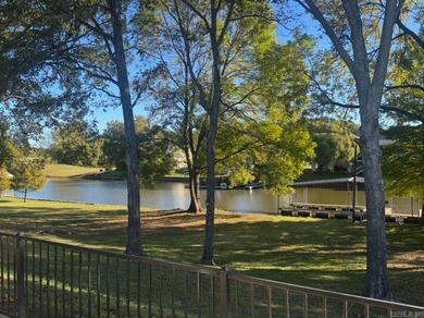 Rollin, Rollin, Rollin on the River! What a beauty, 3 Bedroom
