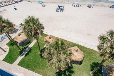 FABULOUS BEACHFRONT! Panoramic view of beach and Gulf. This - photo 8