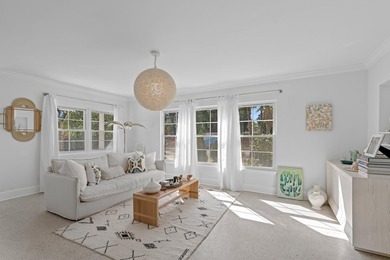 INSTANT EQUITY!!! This beautifully renovated residence offering - photo 2
