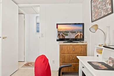 Welcome to Waterway View Community, a desirable 55+ leased land - photo 20
