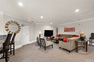 Gorgeous turnkey corner unit on 5th floor at Union Square - photo 20