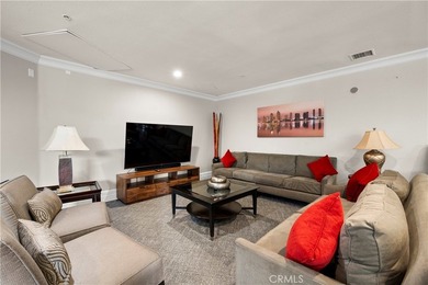 Gorgeous turnkey corner unit on 5th floor at Union Square - photo 21