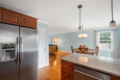 Welcome to 55 Vine Street, a beautifully maintained - photo 24