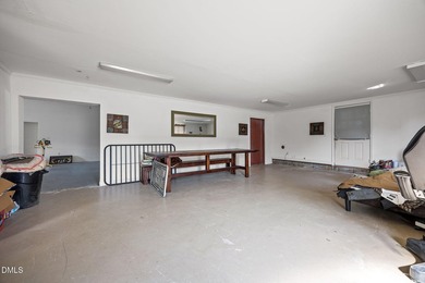 Back on the market due to no fault of the seller! Set on over - photo 24