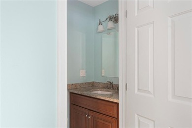 Welcome to 55 Vine Street, a beautifully maintained - photo 25
