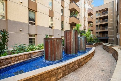 Gorgeous turnkey corner unit on 5th floor at Union Square - photo 26