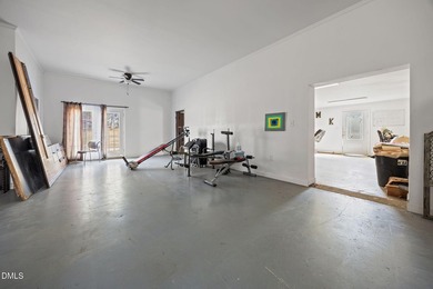 Back on the market due to no fault of the seller! Set on over - photo 27