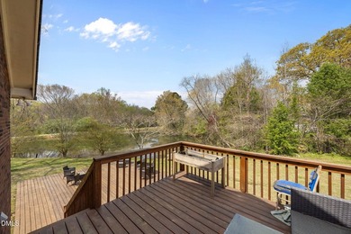 Back on the market due to no fault of the seller! Set on over - photo 28
