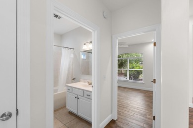 Waterfront multigenerational dream home on half an acre, all on - photo 30