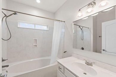 Waterfront multigenerational dream home on half an acre, all on - photo 31
