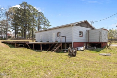 Back on the market due to no fault of the seller! Set on over - photo 36