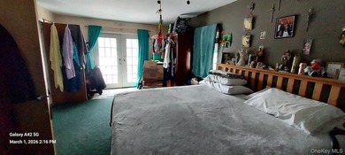 Large Property with 6 bedrooms, 4 full baths, 1 car garage, full - photo 7