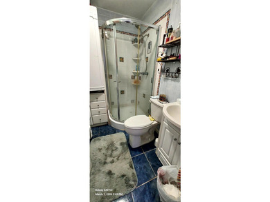 Large Property with 6 bedrooms, 4 full baths, 1 car garage, full - photo 8