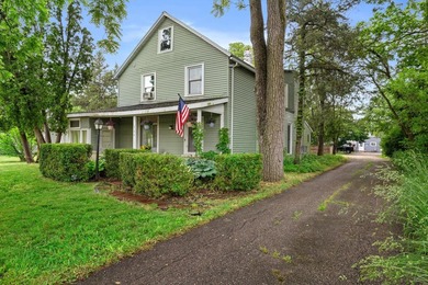 Lake Geneva Home For Sale in Lake Geneva Wisconsin