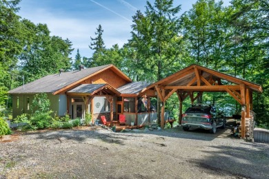 Lake Home For Sale in Labelle,