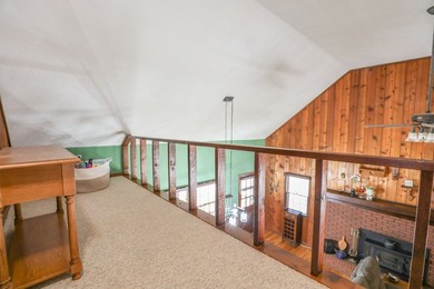 Looking for space, privacy, and room to spread out? This 3 - photo 21