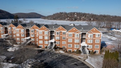 Lake Condo Sale Pending in Danbury, Connecticut