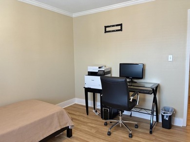 Beautifully remodeled 2-bedroom, 1 bath condo in sought after - photo 14