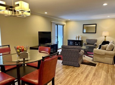 Beautifully remodeled 2-bedroom, 1 bath condo in sought after - photo 15