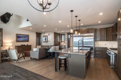 You will fall in love with this luxury 6-bedroom, 6-bath retreat - photo 15