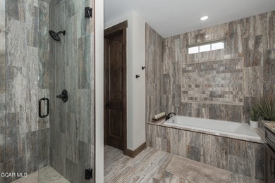 You will fall in love with this luxury 6-bedroom, 6-bath retreat - photo 29