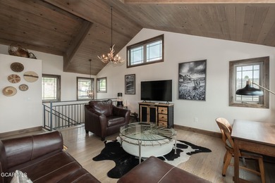 You will fall in love with this luxury 6-bedroom, 6-bath retreat - photo 50