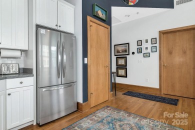 Step out your door into the heart of downtown Asheville! This