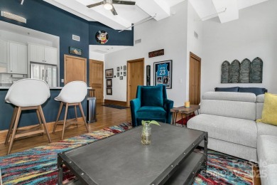 Step out your door into the heart of downtown Asheville! This