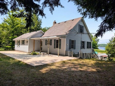 Welcome to your private Hamlin Lake retreat! This charming - photo 13