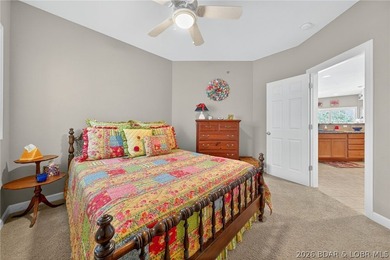Lakefront living at its best! This 3BR/2BA, 1,400 sq ft condo in - photo 29