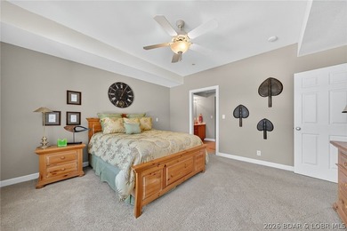 Lakefront living at its best! This 3BR/2BA, 1,400 sq ft condo in - photo 38