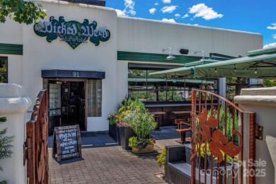 Step out your door into the heart of downtown Asheville! This