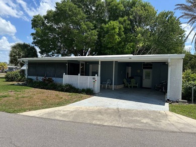 Mid Florida Lakes Area Home For Sale in Leesburg Florida