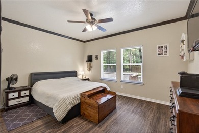 Welcome home to this modern and cozy home in Gun Barrel City! - photo 11