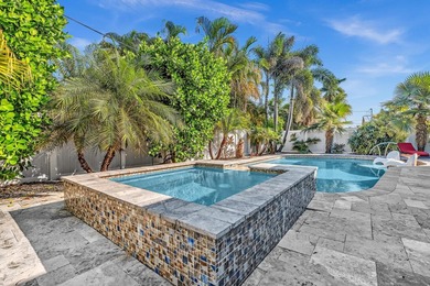 Welcome to your own tropical paradise in this E Oakland Park - photo 1