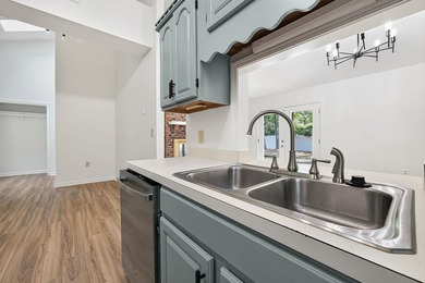 Three-bedroom, two-bathroom, single-story ranch home with a - photo 12