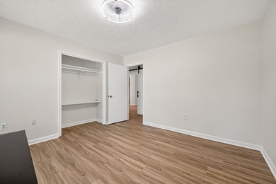 Three-bedroom, two-bathroom, single-story ranch home with a - photo 15