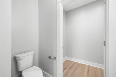 Welcome home to this beautiful new construction, never lived in - photo 17