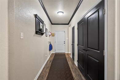 Welcome home to this modern and cozy home in Gun Barrel City! - photo 17