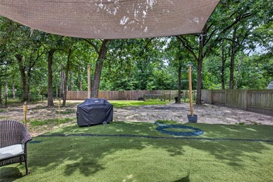 Welcome home to this modern and cozy home in Gun Barrel City! - photo 18