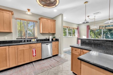 Welcome to your own tropical paradise in this E Oakland Park - photo 9