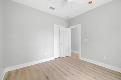 Welcome home to this beautiful new construction, never lived in - photo 20