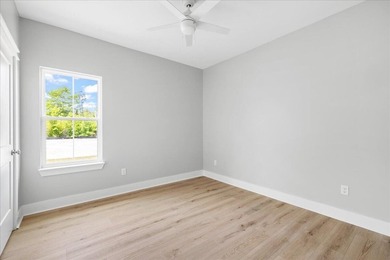 Welcome home to this beautiful new construction, never lived in - photo 21