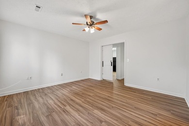Three-bedroom, two-bathroom, single-story ranch home with a - photo 22