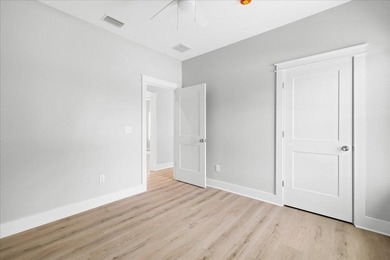 Welcome home to this beautiful new construction, never lived in - photo 22