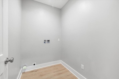Welcome home to this beautiful new construction, never lived in - photo 24
