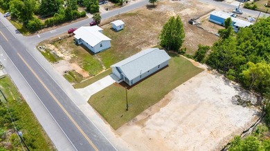 Welcome home to this beautiful new construction, never lived in - photo 25